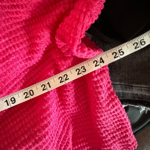 NWT - Picture 2 of 4